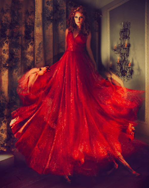 Famous Artist Miss Aniela Showcases Redhead Beauty — How to be a Redhead