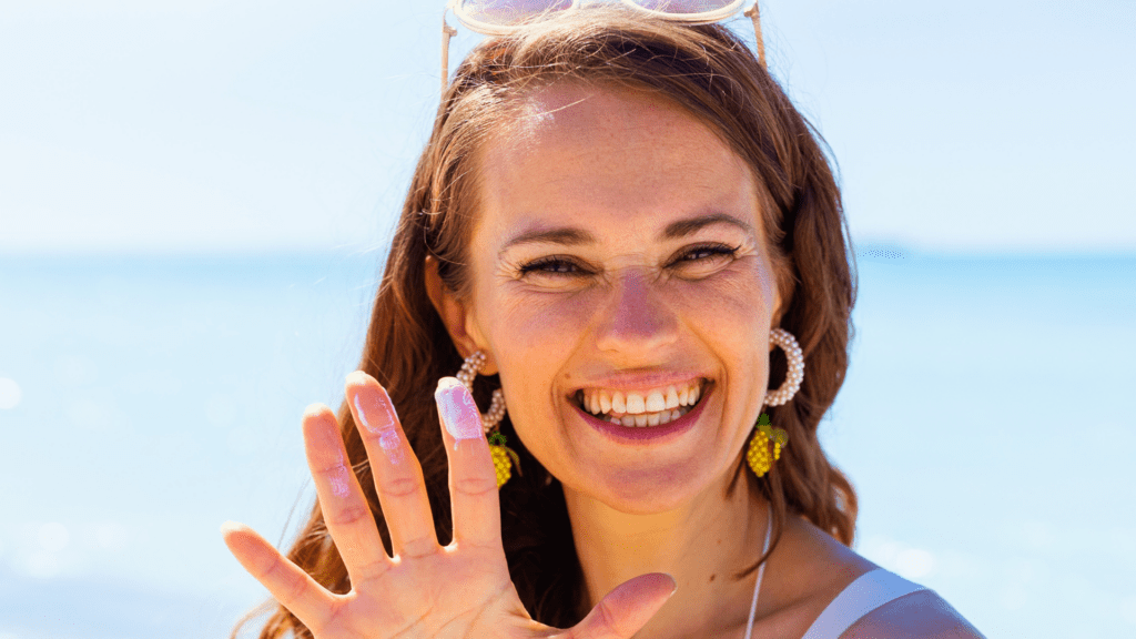 the-two-finger-sunscreen-method-it-works-h2bar