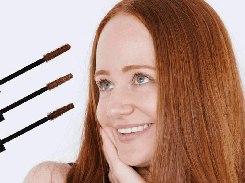 9 Makeup Products for Green-Eyed Redheads 