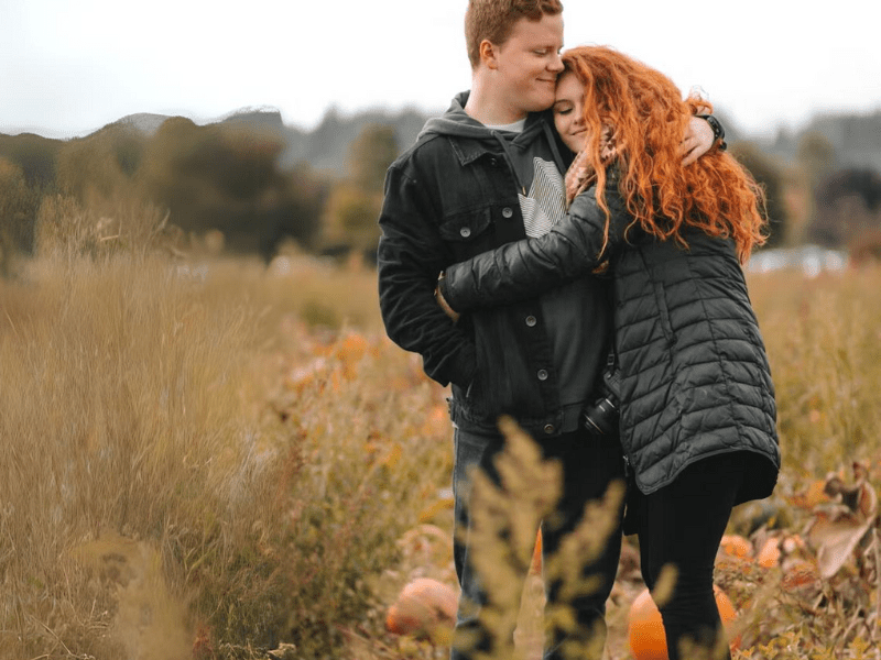 Cute & Comfy: 3 Pumpkin Patch Outfits for Redheads